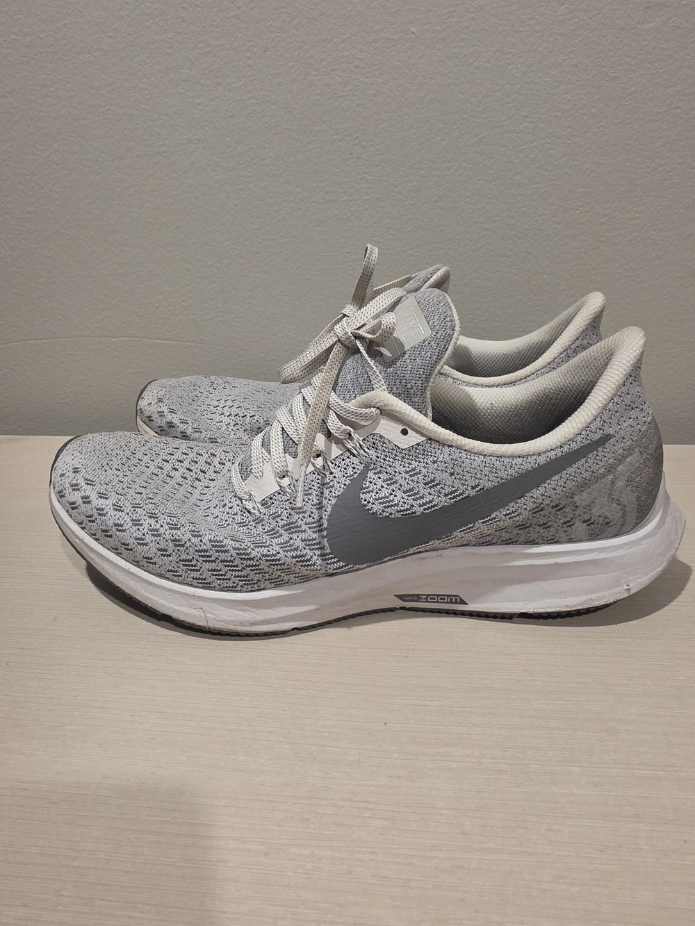 Nike Air Zoom Pegasus 35 Mens 10.5 Running Shoes Gray White